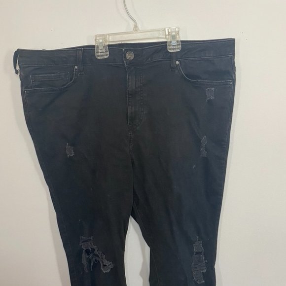 Distressed Black Skinny Jeans - Picture 2 of 4